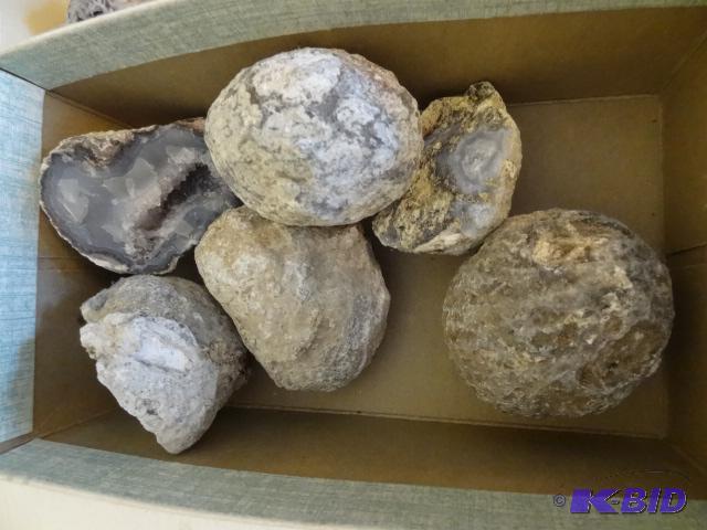 Split and Unsplit Geodes...