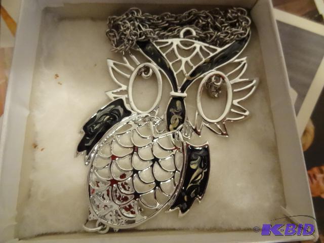 Venetion Marble Owl. Silver, Necklace...