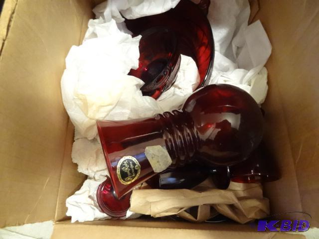 Royal Ruby Anchor Glass Lancaster Ohio Vase. ...
