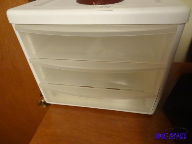 Sterilite 3 Drawer Poly Bin...