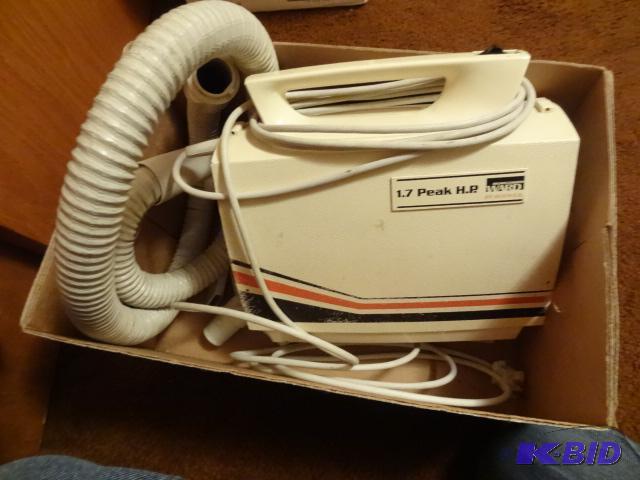 Montgomery Wards by Hoover Vacuum. 1.7 Peak H...