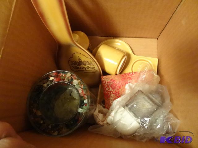 Hair Brushes, Valleyfair Memoralbillia and Mo...