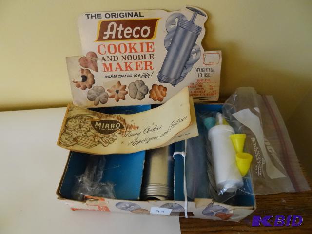 Vintage Ateco Cookie and Noodle Maker...