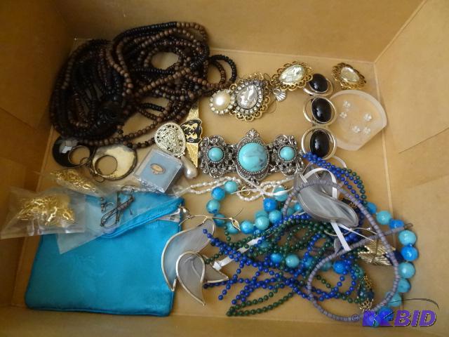 Misc Womens Jewelry...