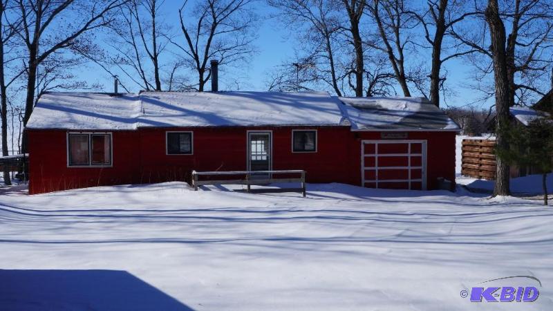 3 BR 1 Bath Rambler Cabin w Attached Garage, Detached Shop Lakeshore Property on Mille Lacs Lake