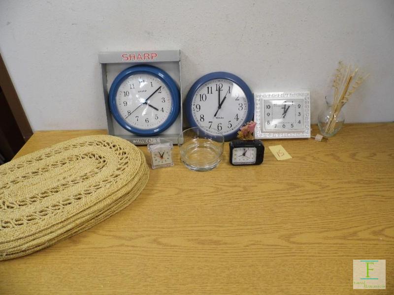 Clocks and Placemats