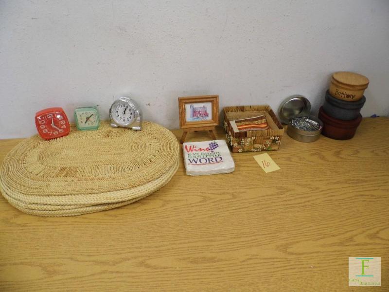 Clocks and Placemats