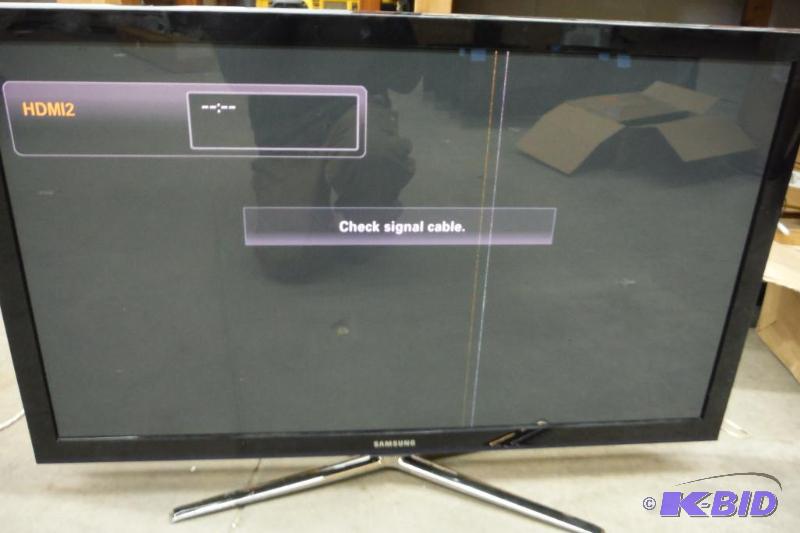 lot 18 image: Samsung 50 HD TV