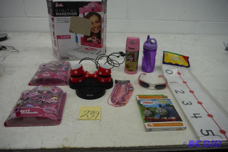 lot 239 image: Lot of kids toys
