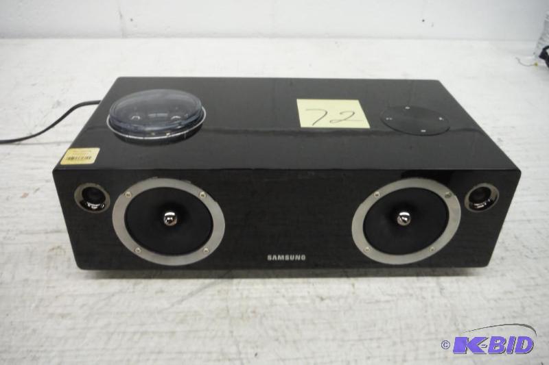 lot 72 image: Samsung DA-E751 2.1 Channel 100-Watt Dual Audio Dock