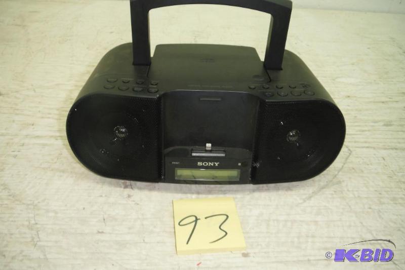 lot 93 image: Sony ZSS3IP Lightning iPhoneiPod CD Radio Boombox Speaker Dock (Black)