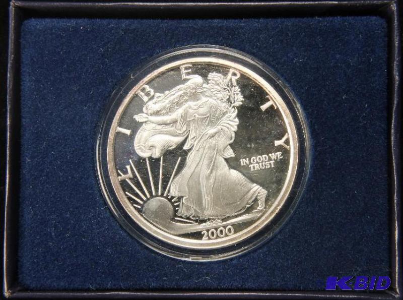 1 TROY Oz. .999 FINE SILVER WALKING LIBERTY DESIGN 2000