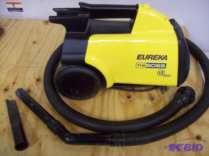 lot 37 image: Eureka &quotThe Boss" Compact Vacuum. 1...