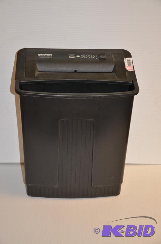 lot 104 image: Fellows PS-40 shredder - powers up...