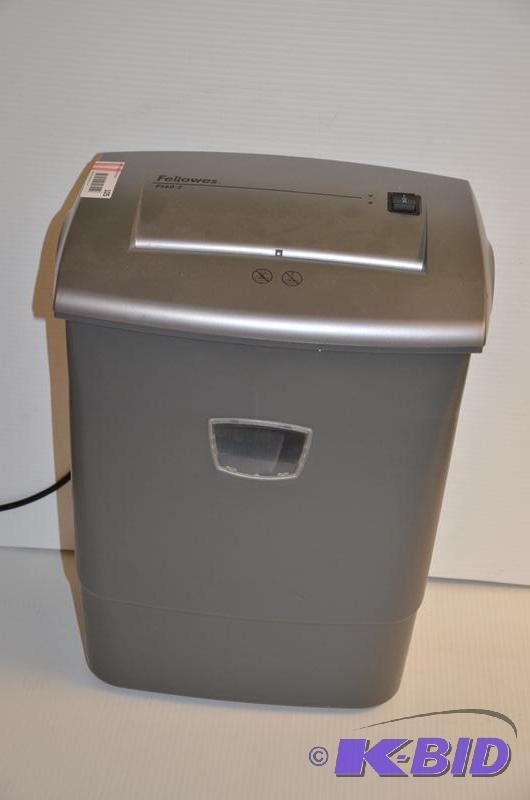 lot 105 image: Fellows PS-60-2 shredder - powers up...