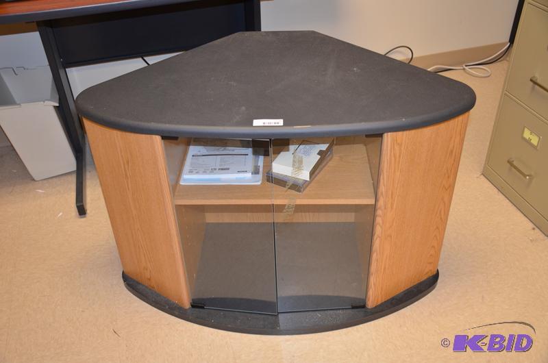 lot 36 image: Corner cabinet with glass doors 24x38" B...