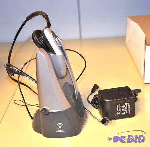 lot 43 image: Avaya model AWH554 telephone head set...