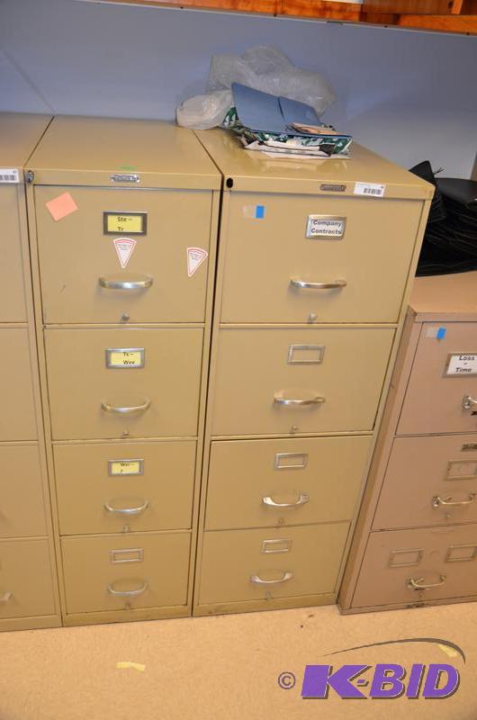 lot 48 image: Two metal four drawer filing cabinet 15x28x52...