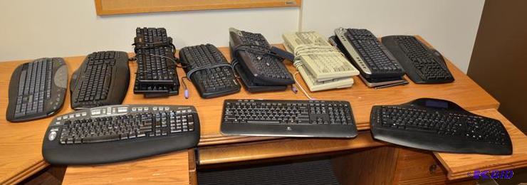 lot 63 image: 8 cordless keyboards, 8 keyboards with cords ...