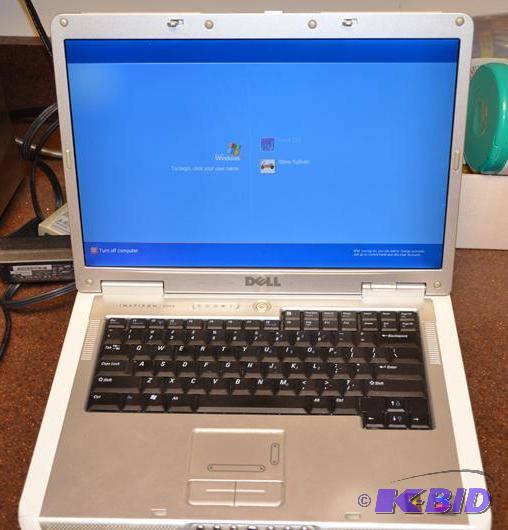 lot 77 image: Dell Inspiron 6000 laptop computer with extra...