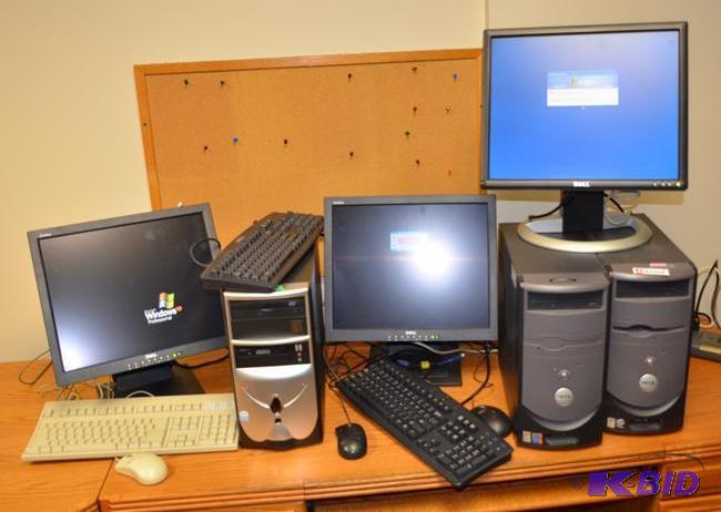 lot 91 image: Three computers - Dimension 4600 Windows XP p...