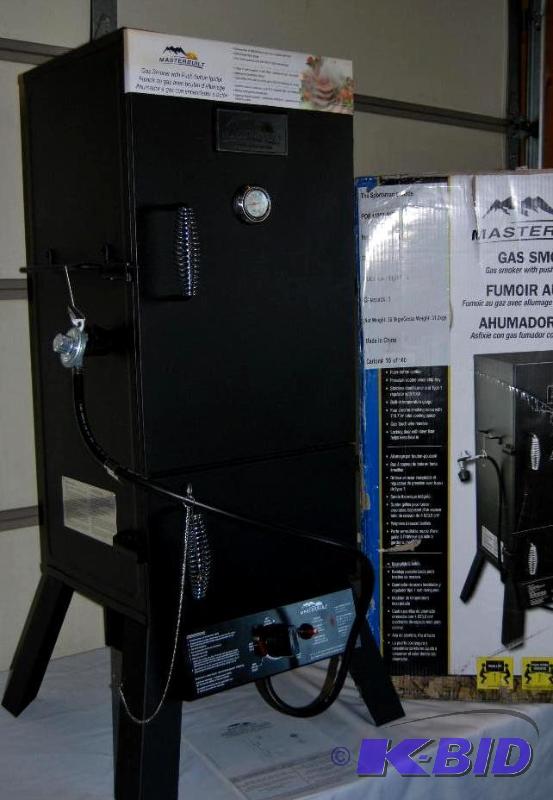 Masterbuilt 30&quot 2 Door Vertical Gas Smok...