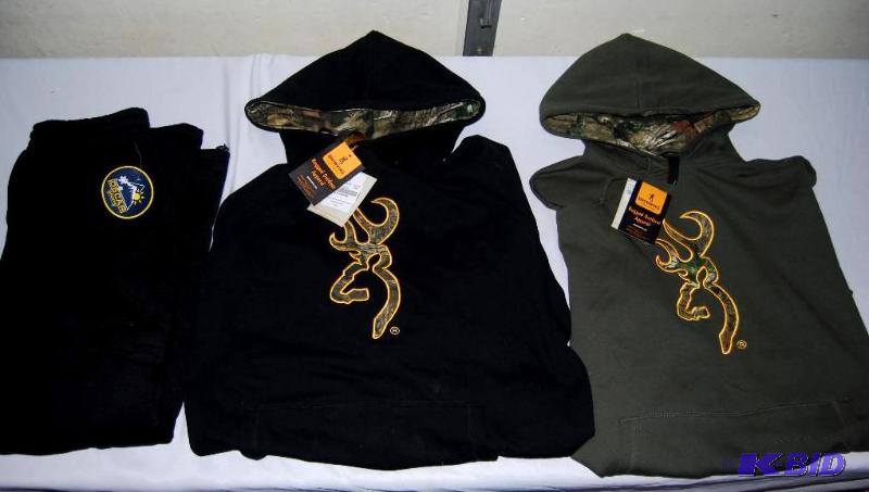Lot of 2 Mens Browning Hoodie Sweat Shirts, o...