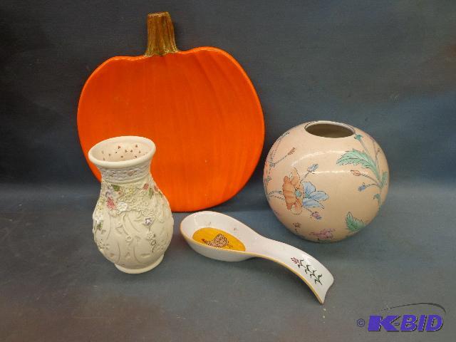 lot 116 image: Pumpkin plate, Spoon Holder and Vases   Vases...