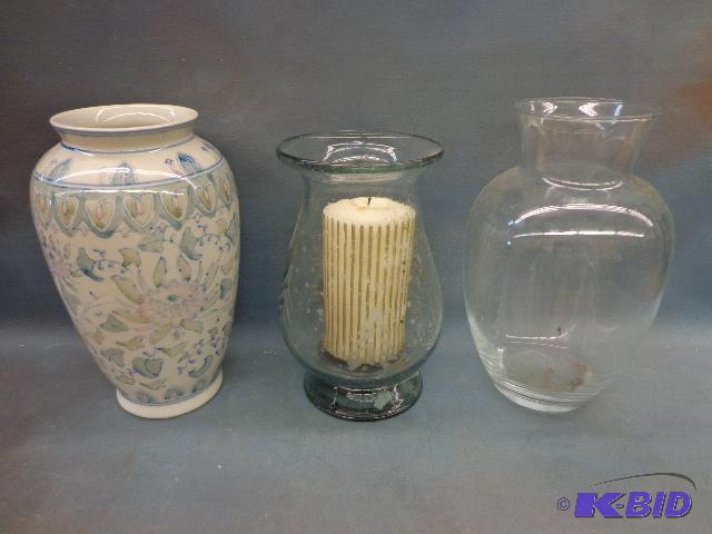 lot 121 image: Candleholders and Vases   9" tall ...