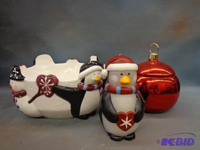 lot 122 image: Christmas Decor   Snowman bowl is 9 X 5 ...
