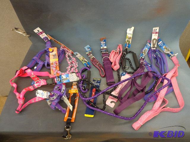 lot 20 image: Dog Leashes and Harnesses   2 large dog harne...