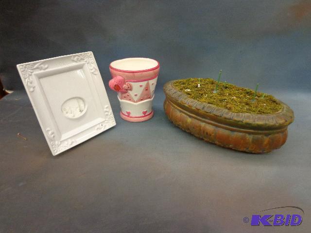 lot 43 image: Pink Vase, Planter and Picture Frame   Pictur...