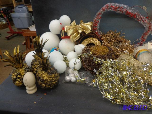 lot 67 image: Box of Crafts   Yarn, styrofoam balls and tin...