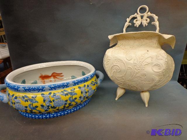 lot 90 image: Wall Hanging Planter and Large Ceramic Bowl  ...