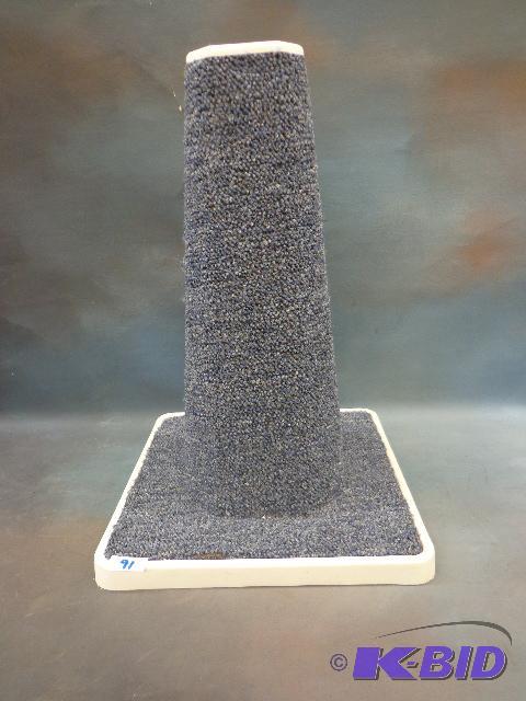 lot 91 image: Cat Scratcher   18" tall and carpeted ...