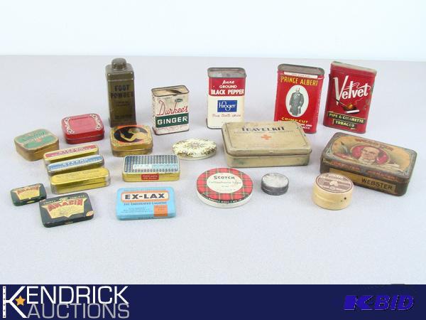 lot 46 image: Lot of 21 AntiqueVintage Tins
