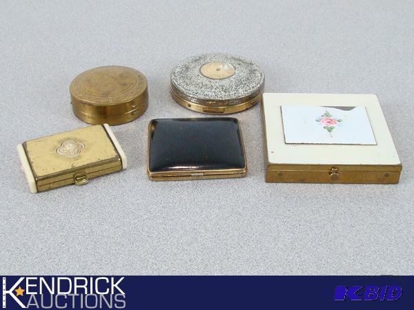 lot 84 image: Lot of 5 Vintage Metal Compacts
