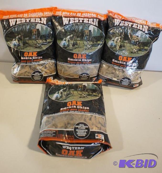 lot 25 image: Lot of 4 bags of&nbspWestern&nbspOak Smokin...