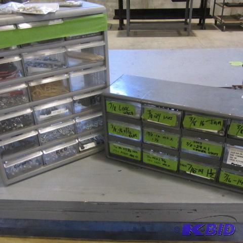lot 118 image: Organizers, Hardware