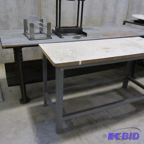 lot 14 image: Work Table & Bench