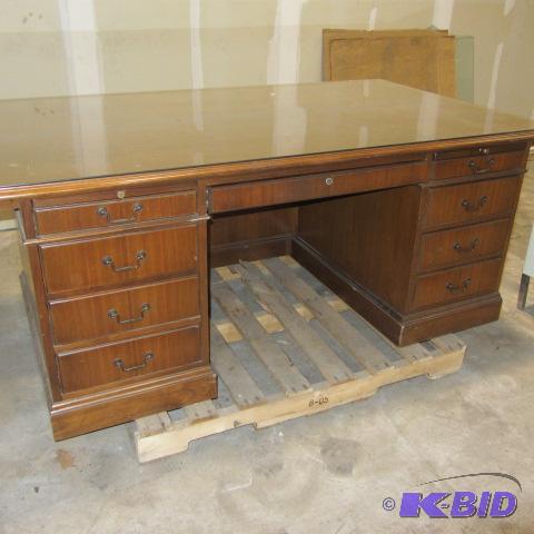 lot 51 image: Walnut Executive Desk