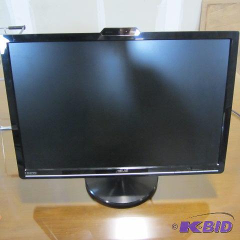 lot 60 image: LCD Monitor