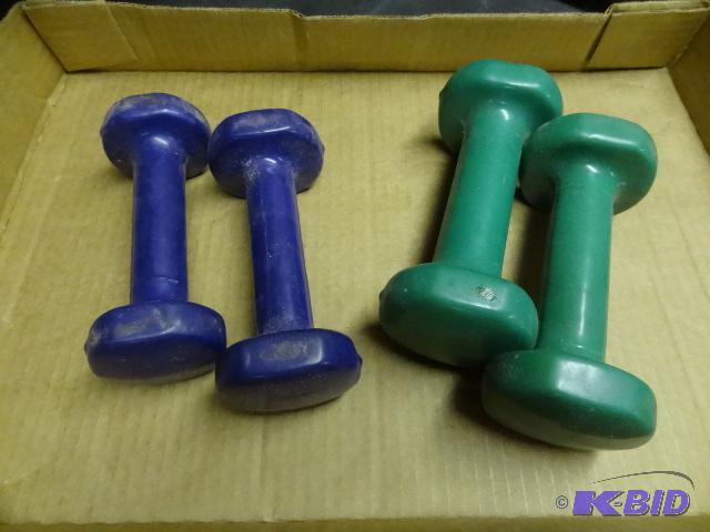lot 108 image: 2 Sets of Hand Weights...