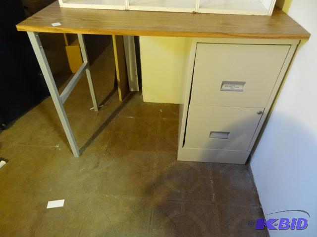 lot 114 image: Desk and 2 Drawer Metal File Cabinet, Comes w...