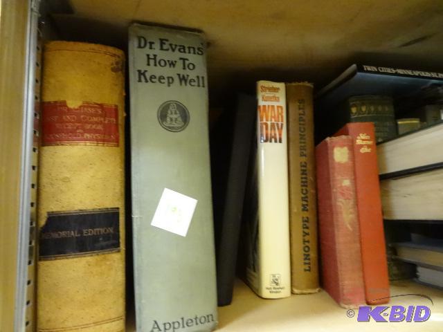 lot 193 image: Misc Vintage Books...