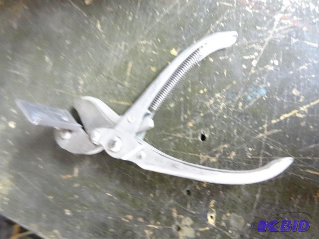 lot 29 image: Lead Cutter...