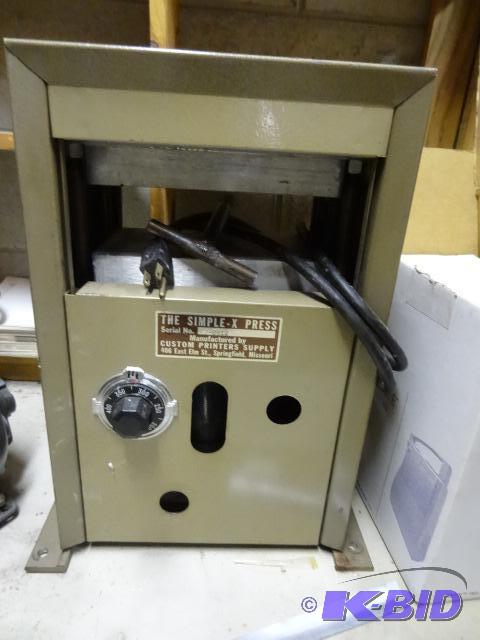 lot 35 image: The Simplex Press Serial 7-0912...