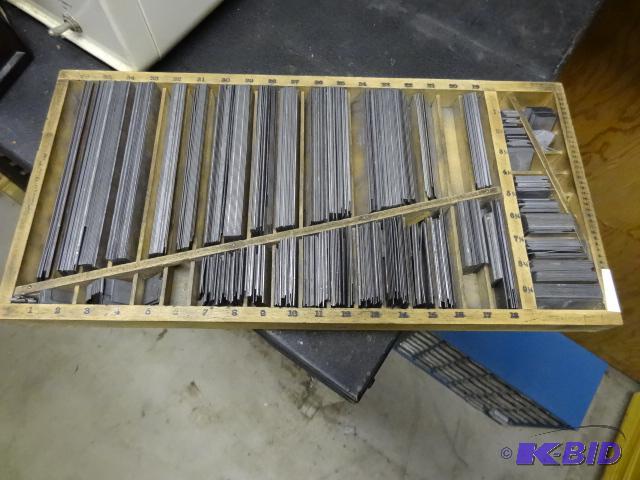 lot 40 image: Type Setter Lead Rule Case...