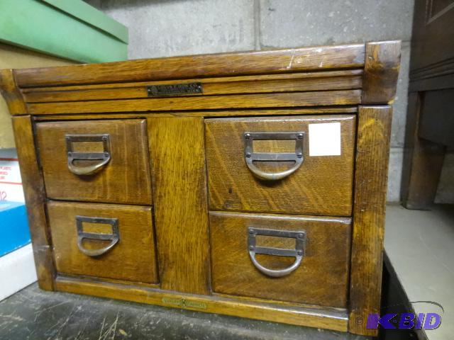 lot 8 image: Louis F Dow Company Index Card Cabinet. Vinta...