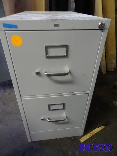 15&quot metal 2 drawer file cabinet....